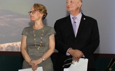 Sucesión en la Dirección General de FMCN